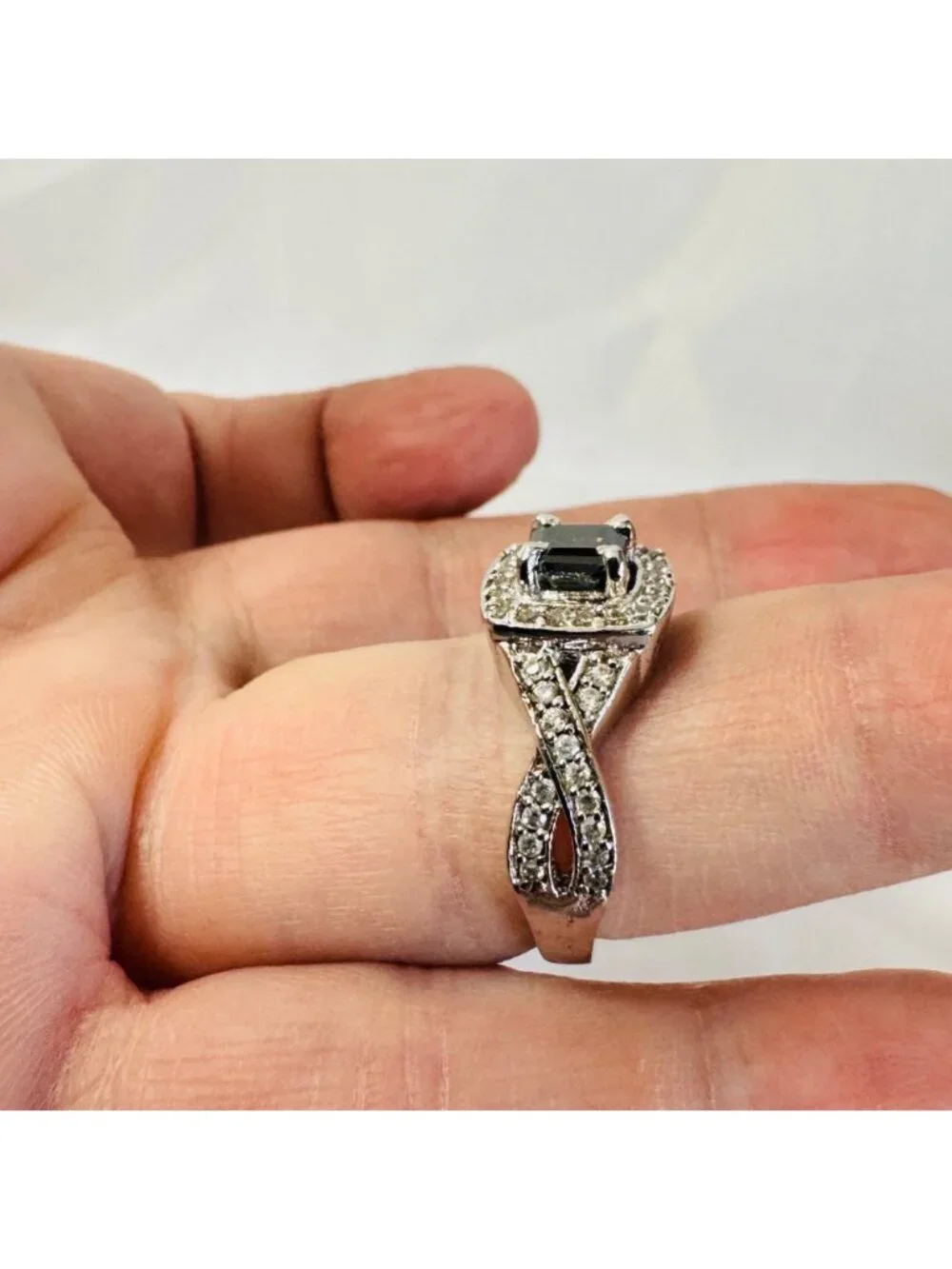 Dark Green Garnet Sterling Silver 925 CZ Halo Ring Twist Shoulders Size 7.25